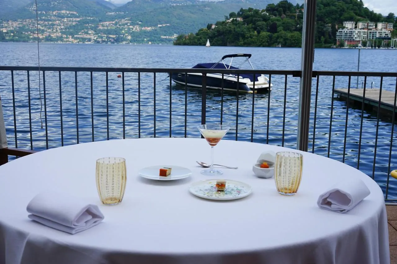 Il Porticciolo Hotel Laveno-Mombello 4*,  Italy