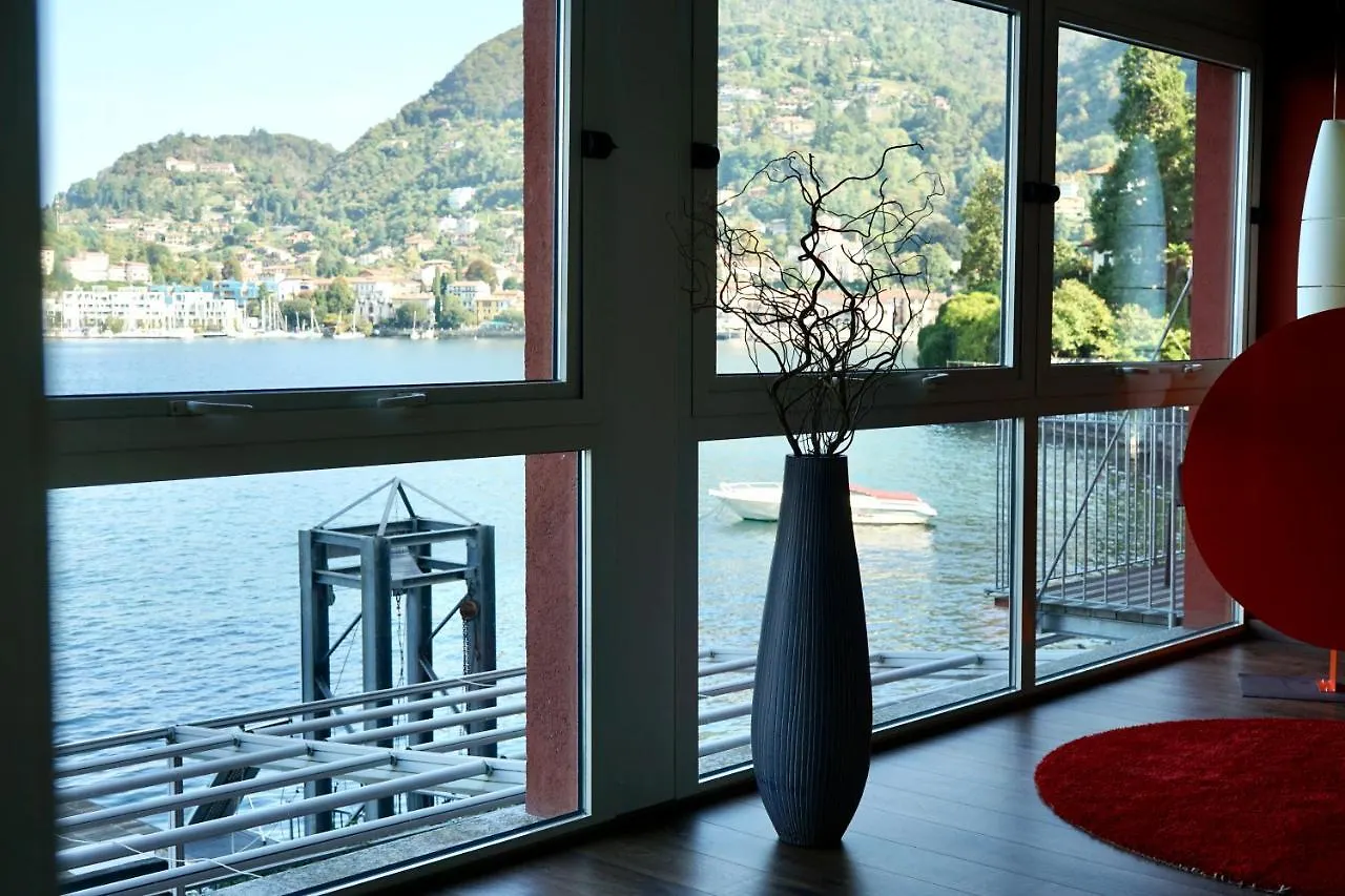 Il Porticciolo Hotel Laveno-Mombello 4*,