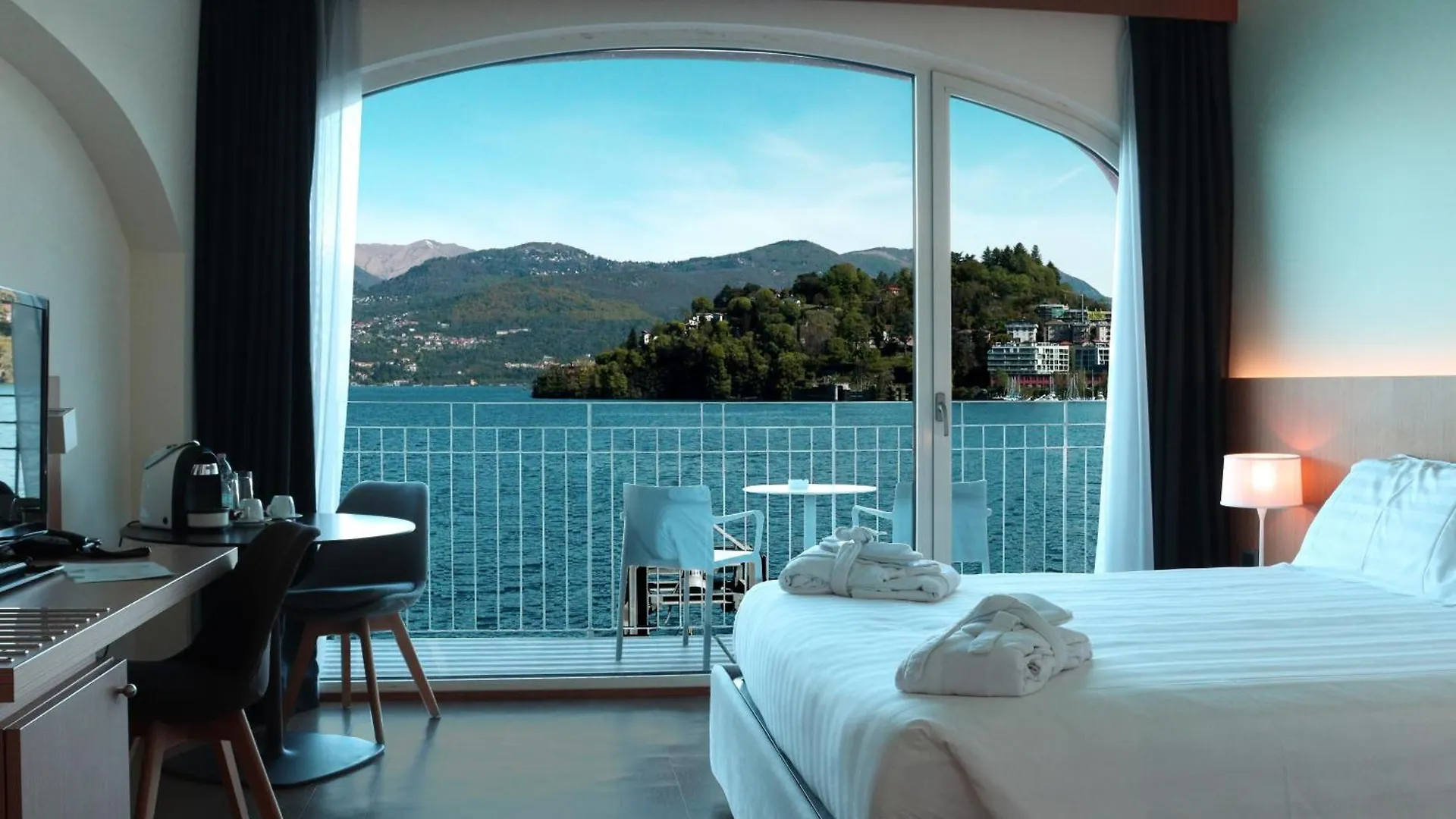 Il Porticciolo Hotel Laveno-Mombello